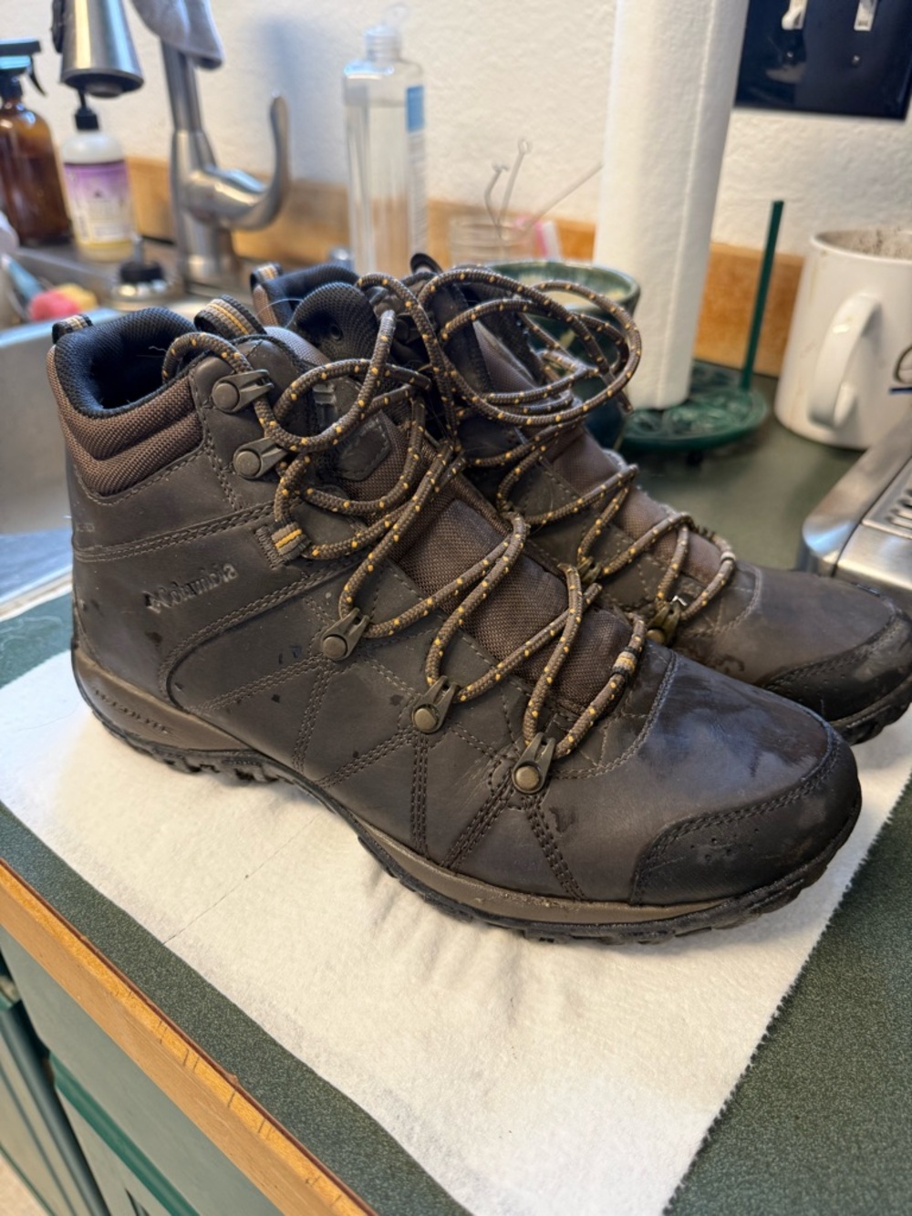 Columbia Men's Dark Brown Waterproof Hiking Boots